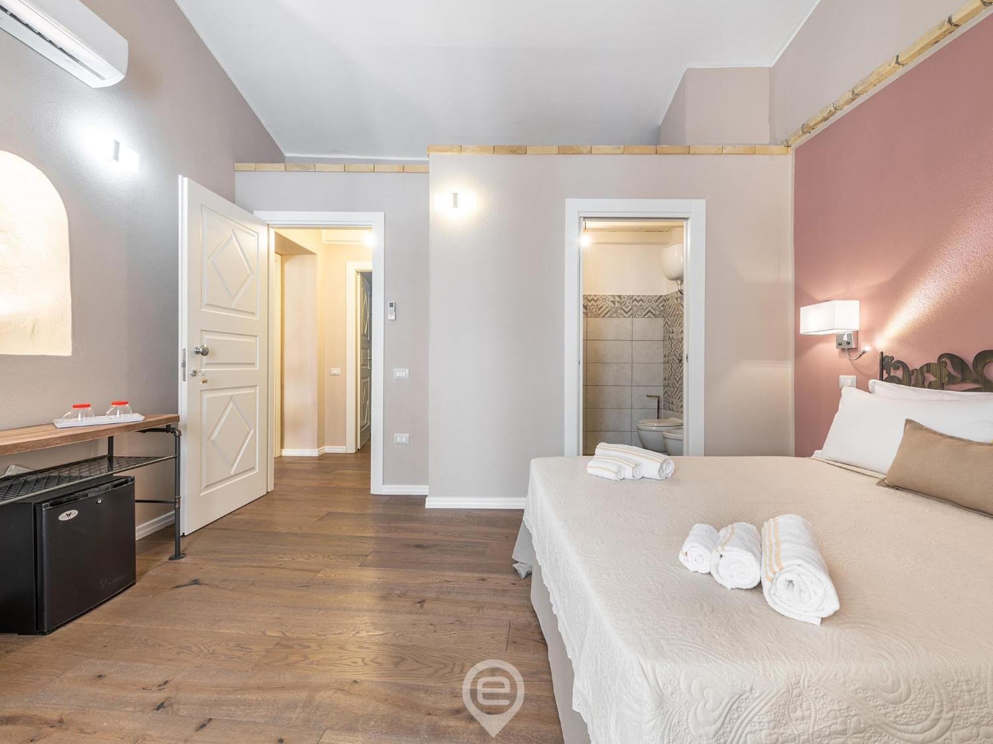 Promenade Boutique Rooms - City Centre Cagliari Exteriör bild