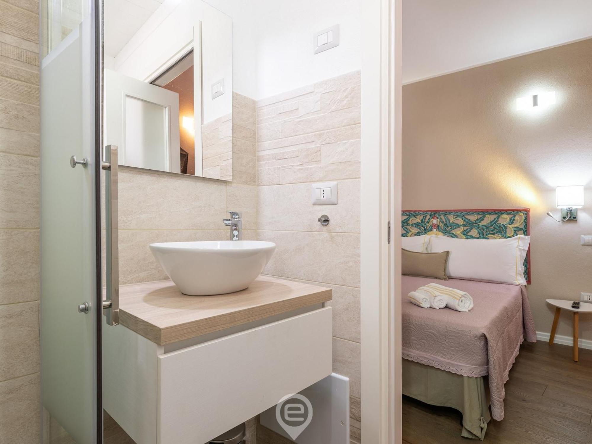 Promenade Boutique Rooms - City Centre Cagliari Exteriör bild